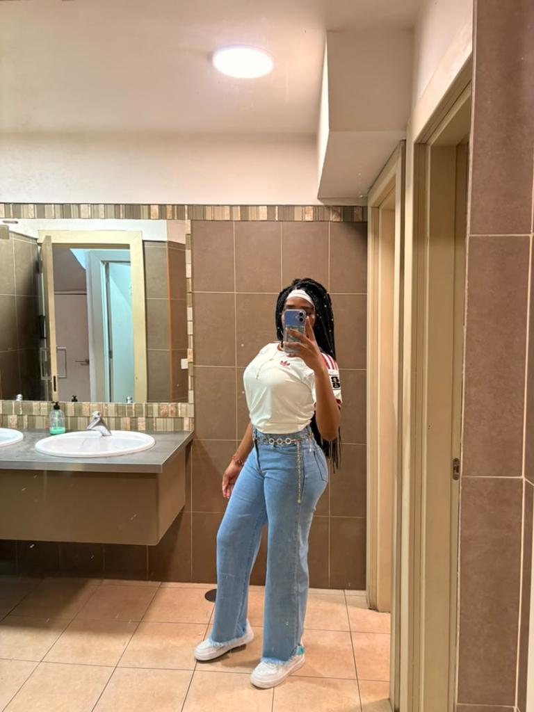 Chica busca chico en Tenerife: 