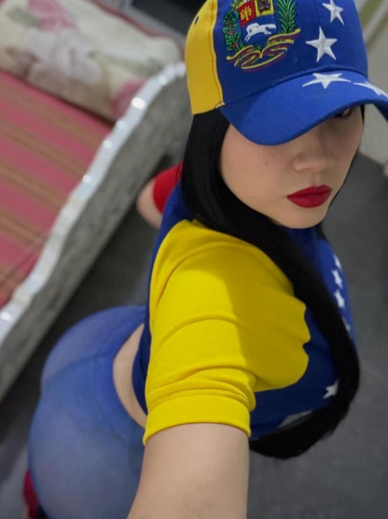 623373377: Chica busca chico en Tenerife