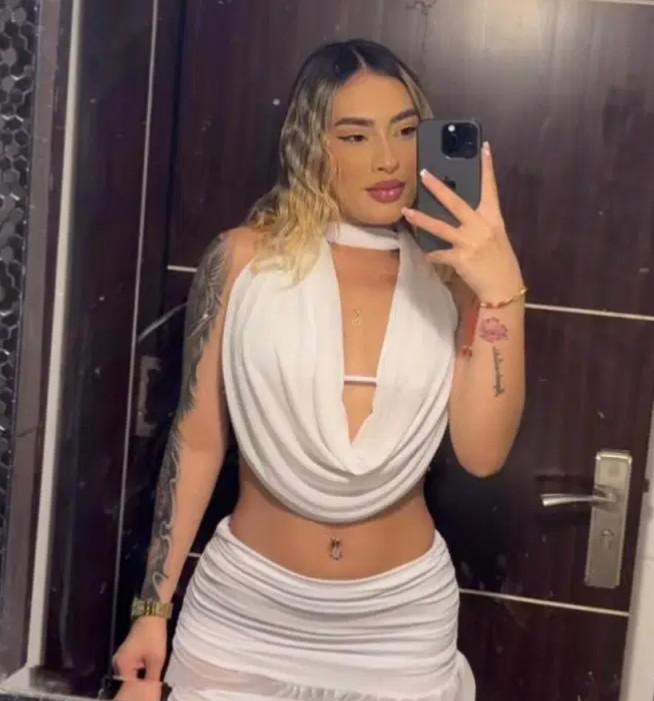 Chica busca chico en Cádiz: 