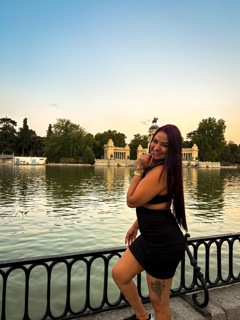604287916: Chica busca chico en Asturias