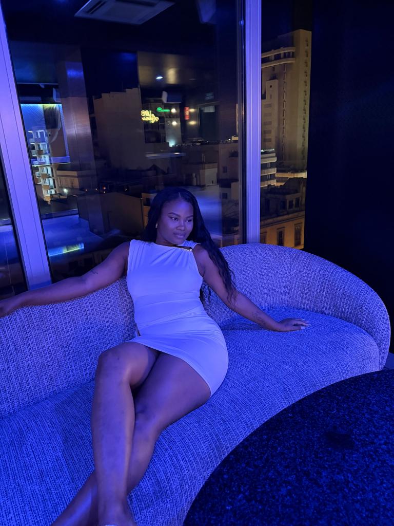 613906857: Chica busca chico en Tenerife