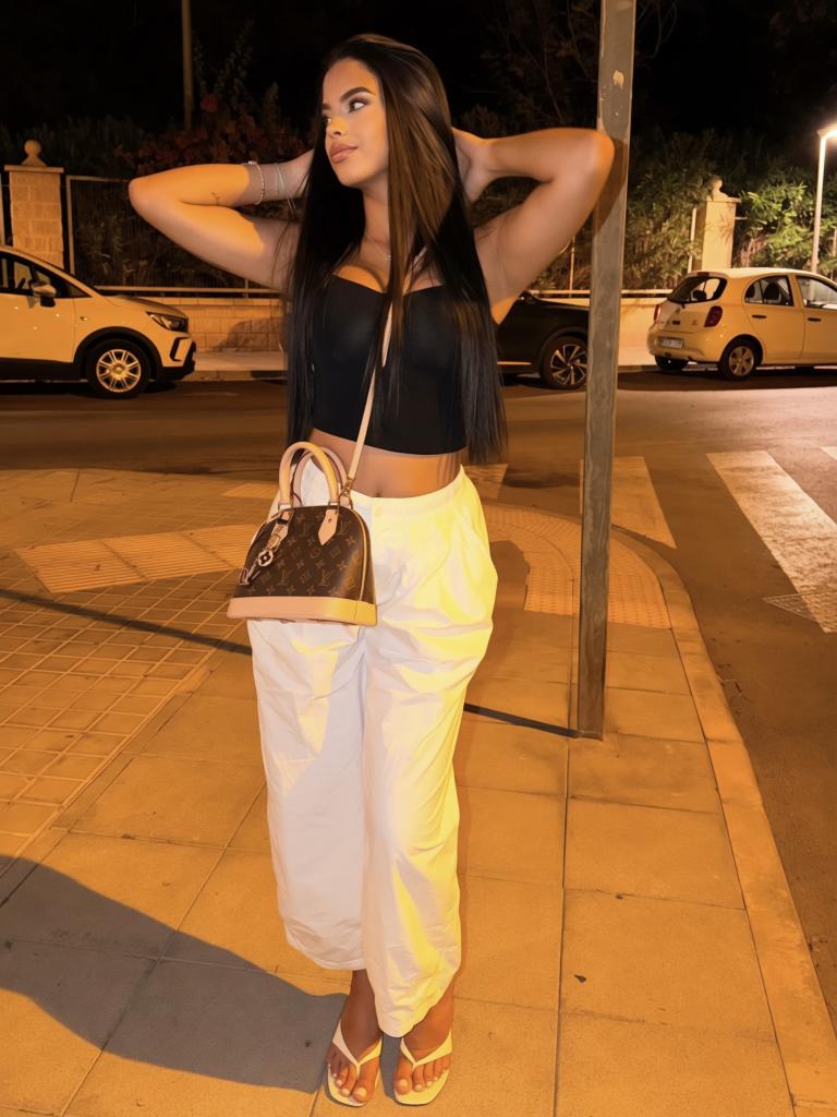 642059891: Chica busca chico en Almería