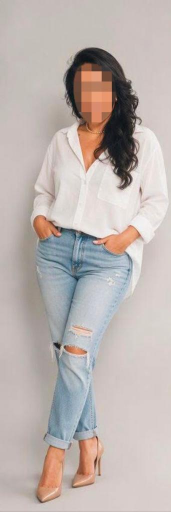 645480109: Chica busca chico en Sevilla