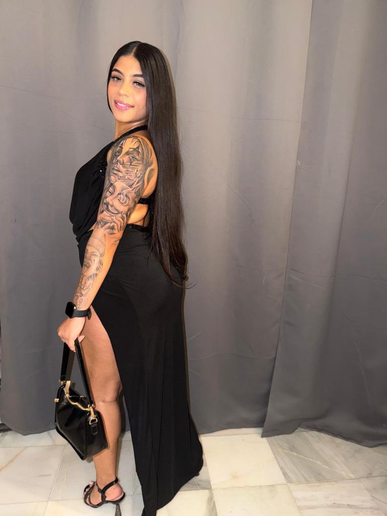 Chica busca chico en Cádiz: 