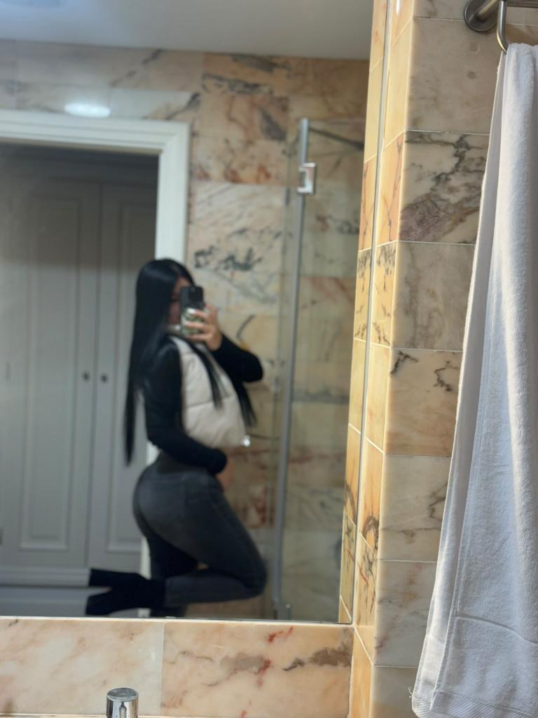 Chica busca chico en Tenerife: 