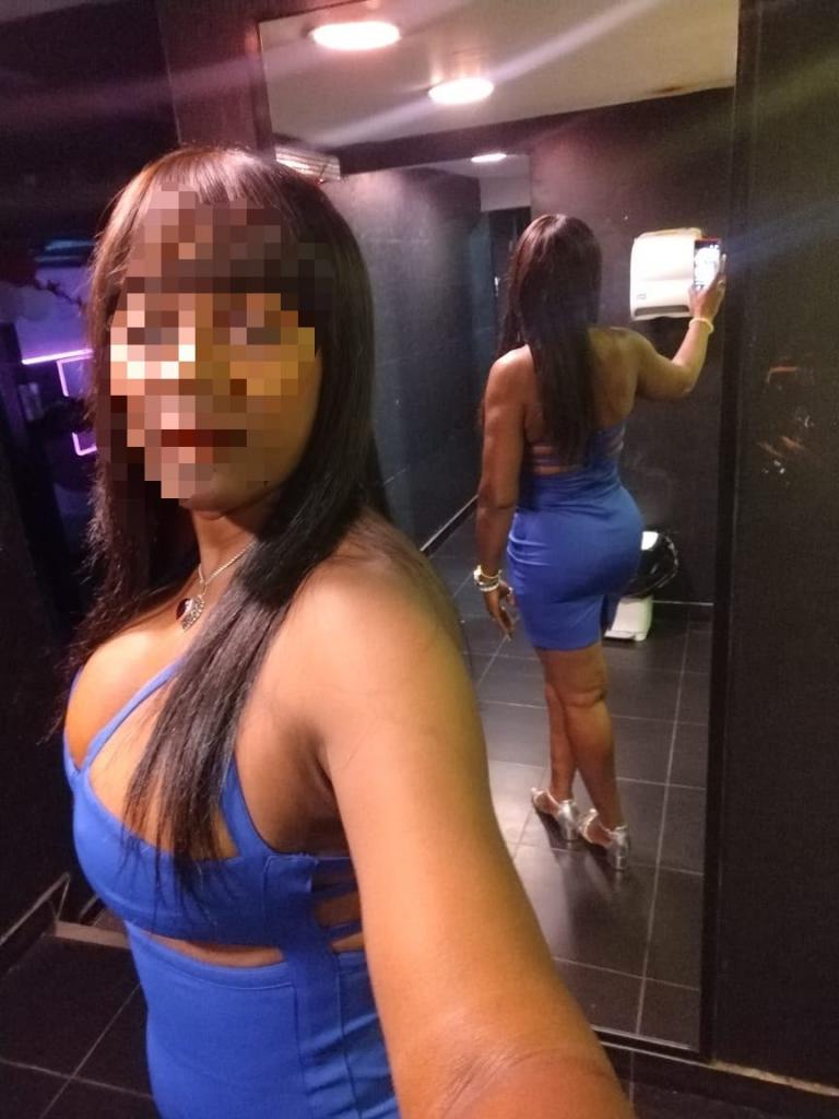 611020583: Chica busca chico en Asturias