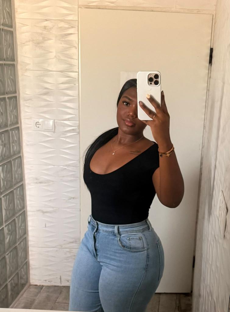624384102: Chica busca chico en Alicante