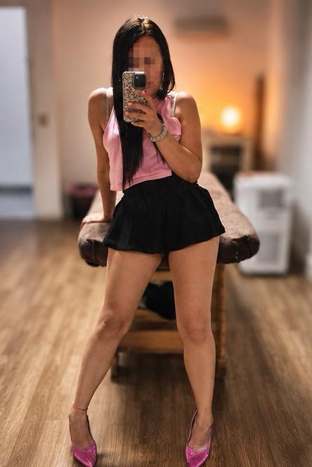 Chica busca chico en Sevilla: 