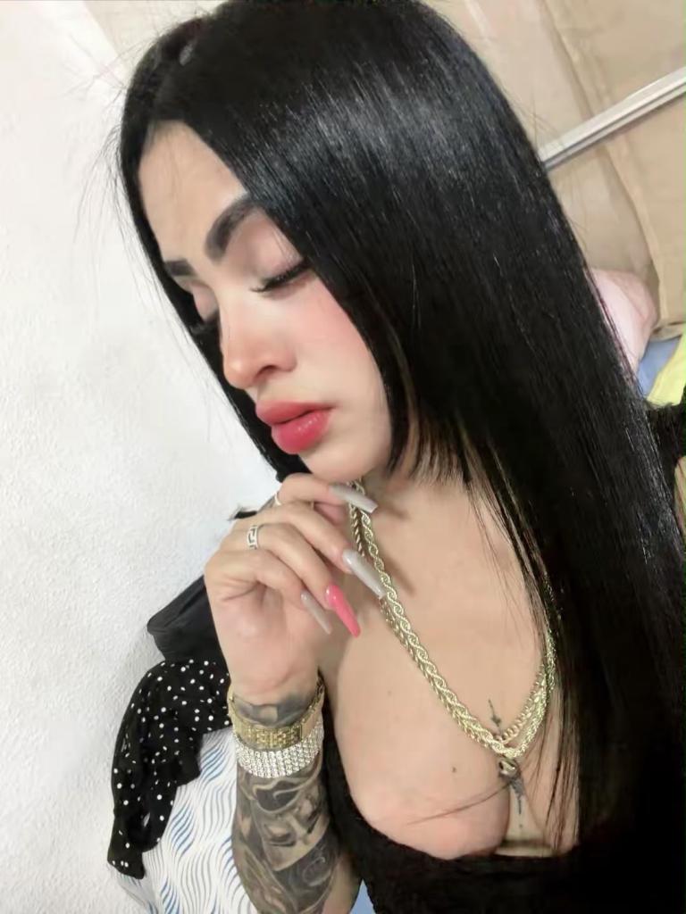 Chica busca chico en Jaén: 