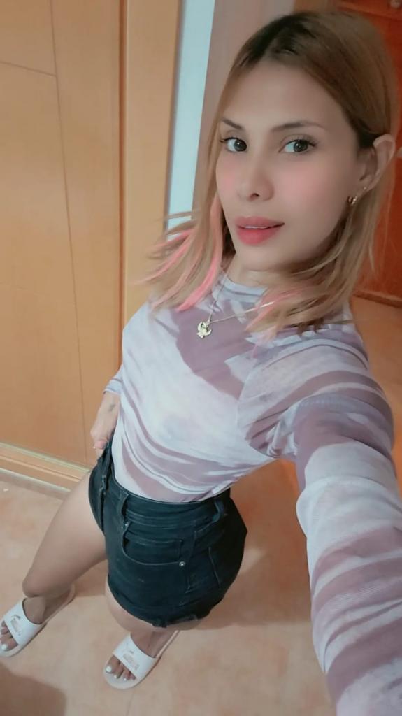 607543076: Chica busca chico en Cádiz
