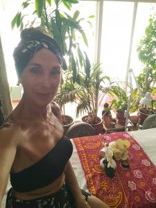 663205636: Chica busca chico en Madrid