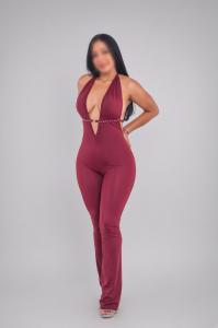 664248198: Chica busca chico en Sevilla