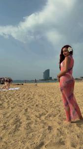 637006945: Chica busca chico en Madrid