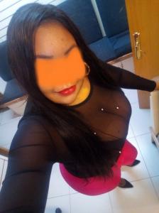 624420571: Chica busca chico en Barcelona