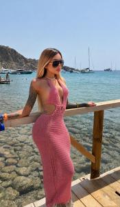 685234392: Chica busca chico en Ibiza