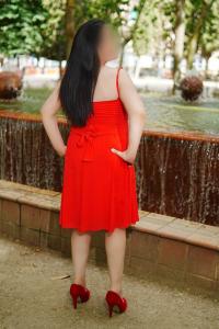 654039208: Chica busca chico en Madrid