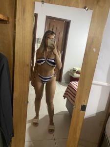 613946059: Chica busca chico en Madrid
