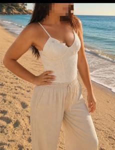 614421305: Chica busca chico en Valencia