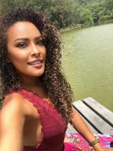 674982138: Chica busca chico en Valencia