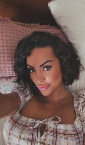 677129906: Chica busca chico en Cádiz