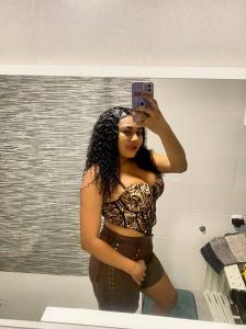 742025985: Chica busca chico en Valencia