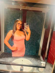 614381386: Chica busca chico en Málaga