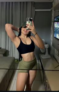 743049207: Chica busca chico en La Coruña