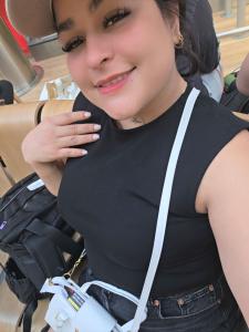 631410851: Chica busca chico en Sevilla