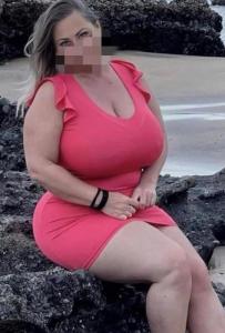 672957711: Chica busca chico en Soria