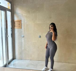 663352848: Chica busca chico en La Coruña