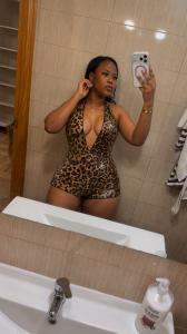742039942: Chica busca chico en Sevilla