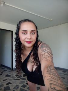 632354917: Chica busca chico en Barcelona