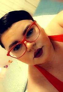 642373468: Chica busca chico en Madrid