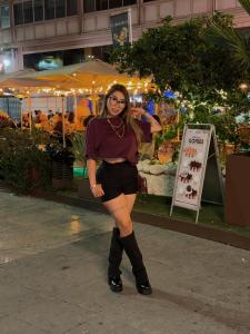 653168930: Chica busca chico en Alicante