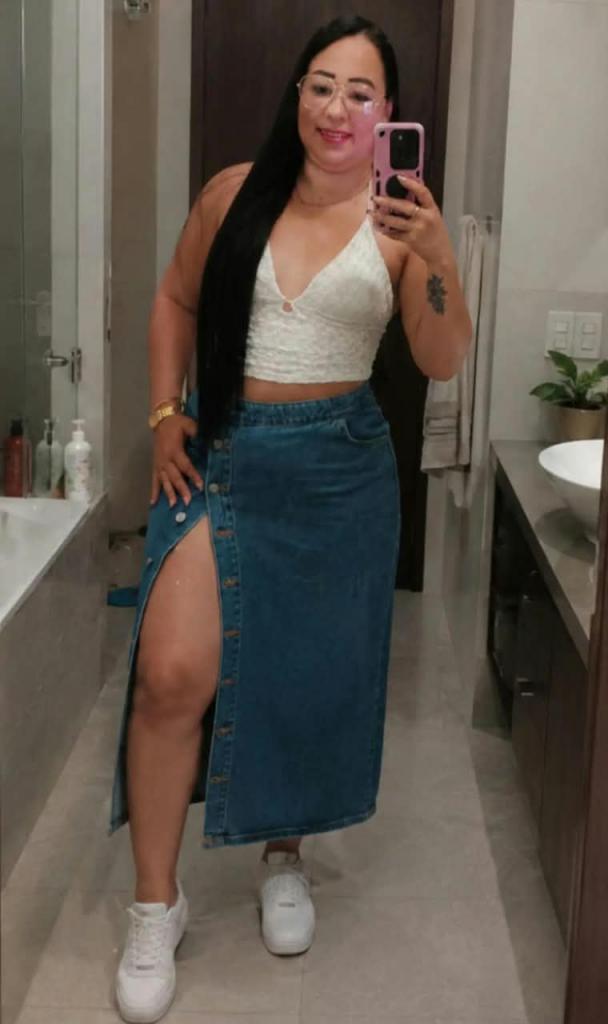 Chica busca chico en Cádiz: 
