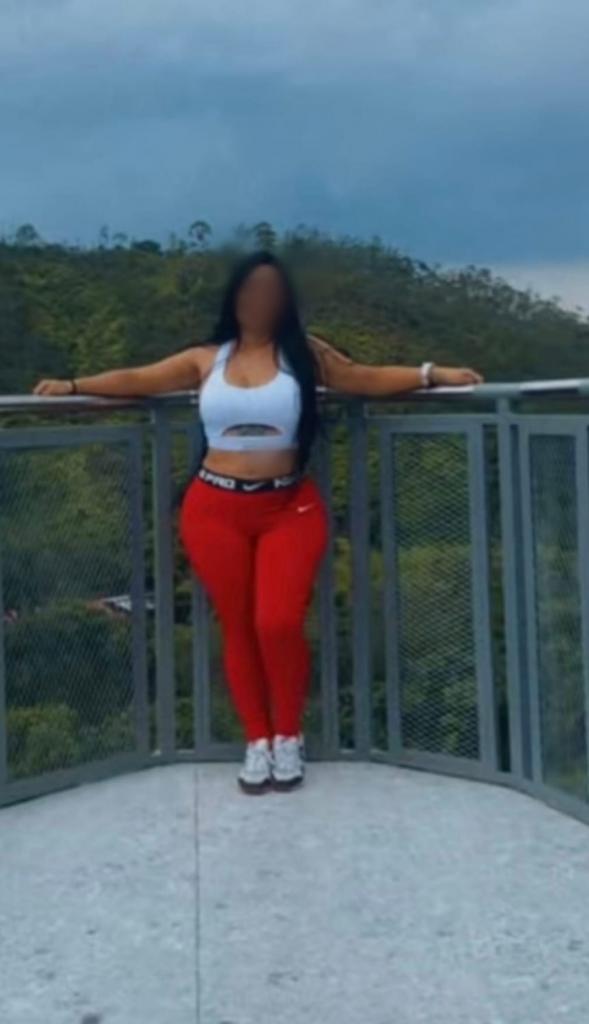 Chica busca chico en Cádiz: 