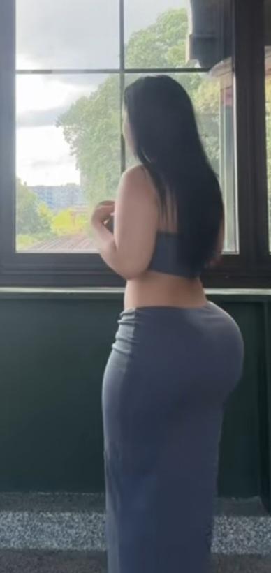 Chica busca chico en Teruel: 