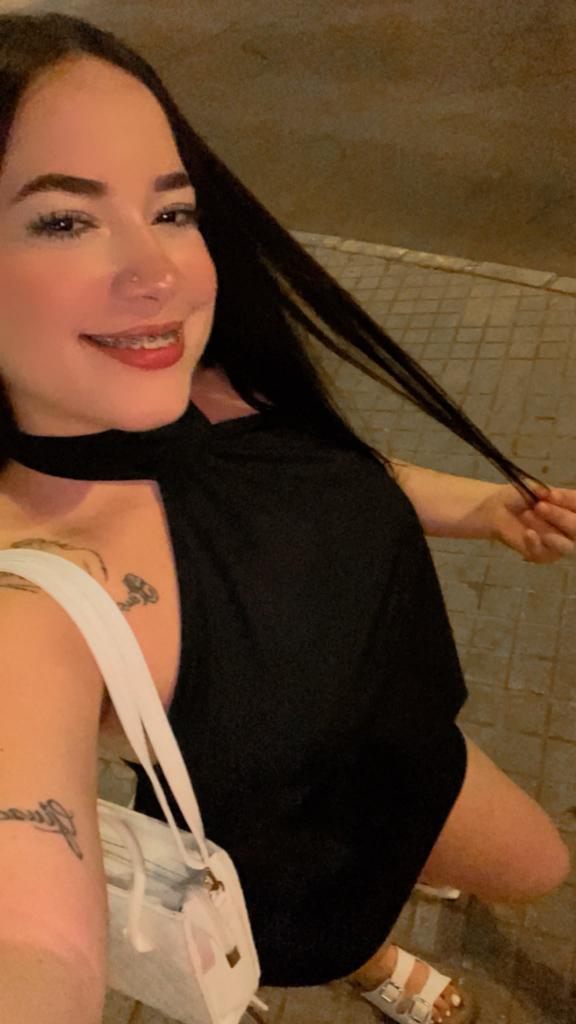 Chica busca chico en Almería: 