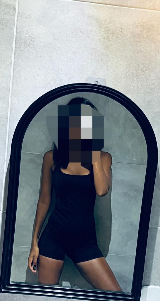 Chica busca chico en Mallorca: 