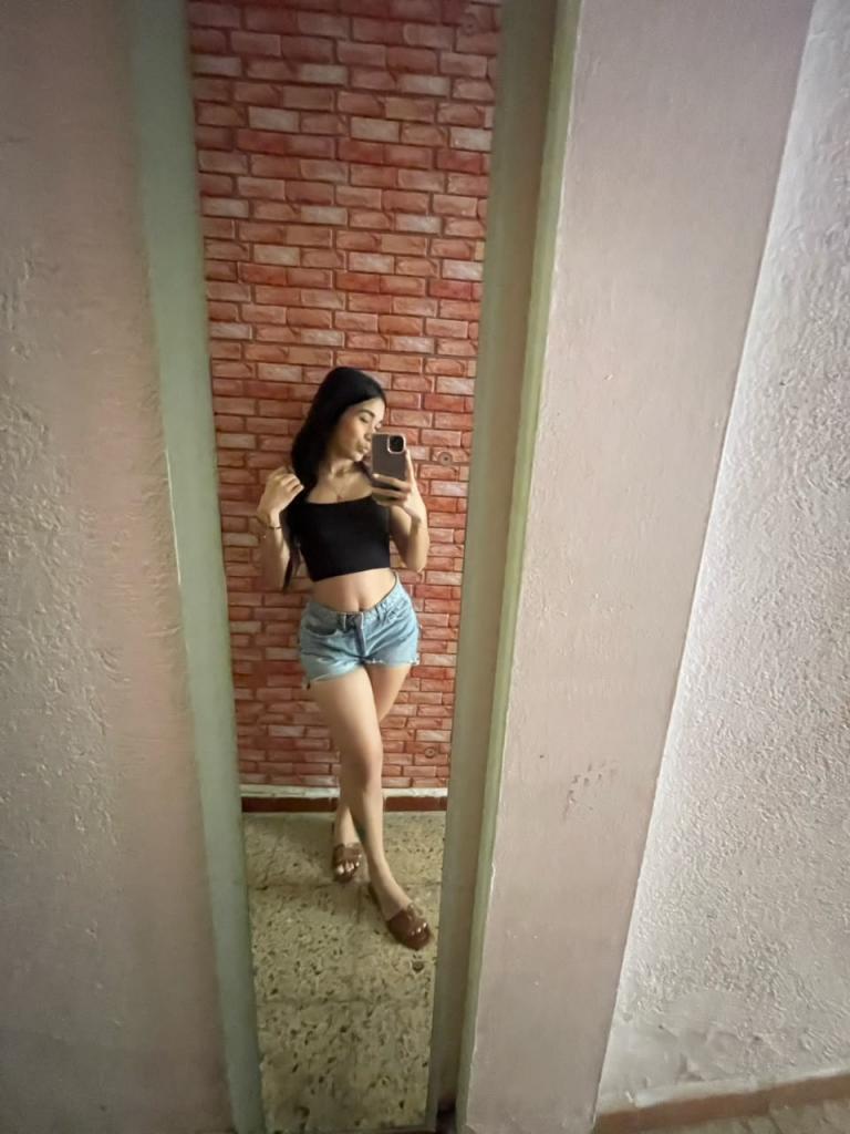 613758156: Chica busca chico en Tarragona