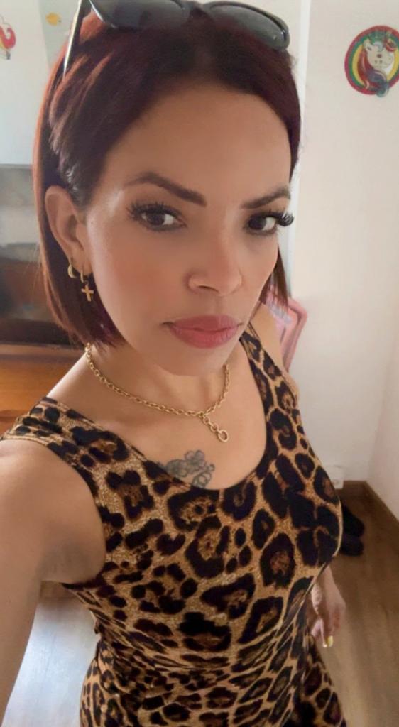 Chica busca chico en Cádiz: 