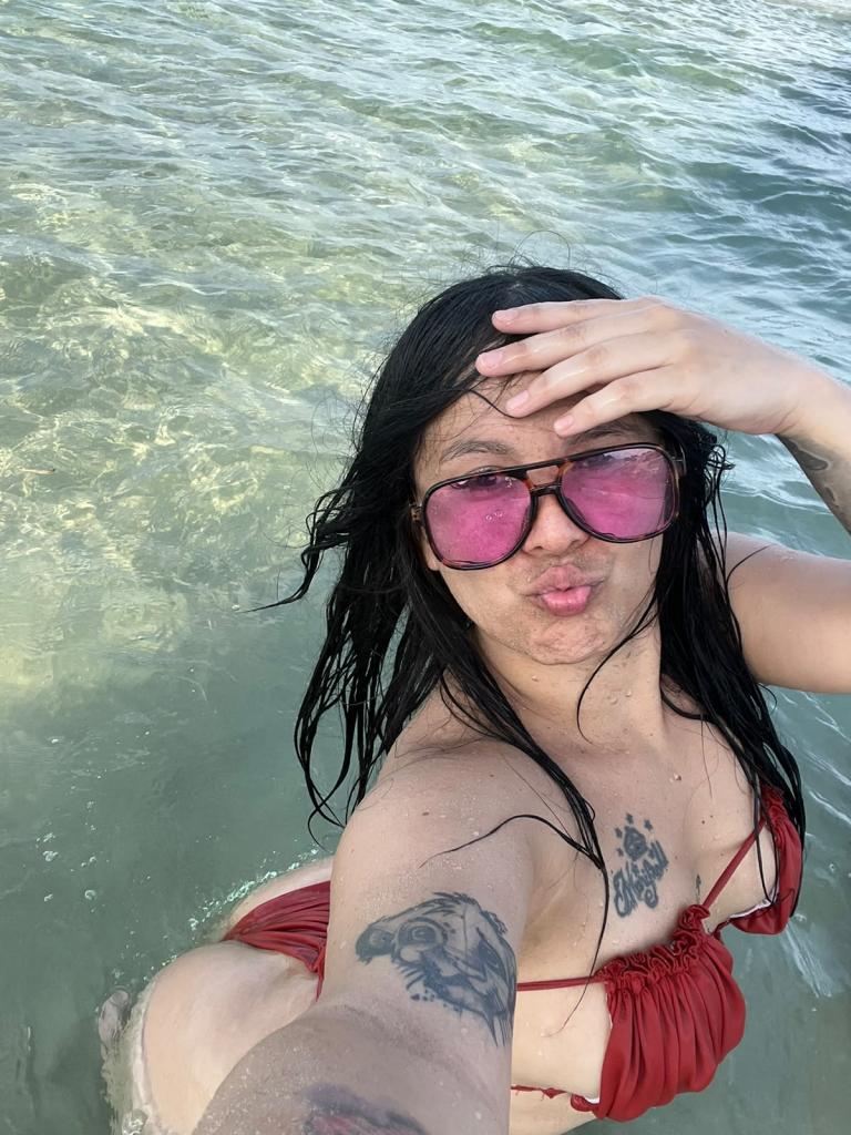 607886120: Chica busca chico en Murcia