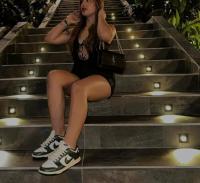 677731816: Chica busca chico en Madrid