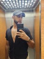 685393488: Chico busca chica en Sevilla