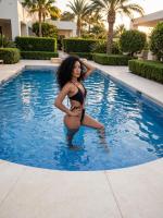 674982138: Chica busca chico en Valencia