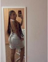 745084196: Chica busca chico en Huesca