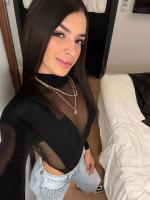 642149211: Chica busca chico en Ibiza