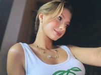 674223335: Chica busca chico en Ibiza