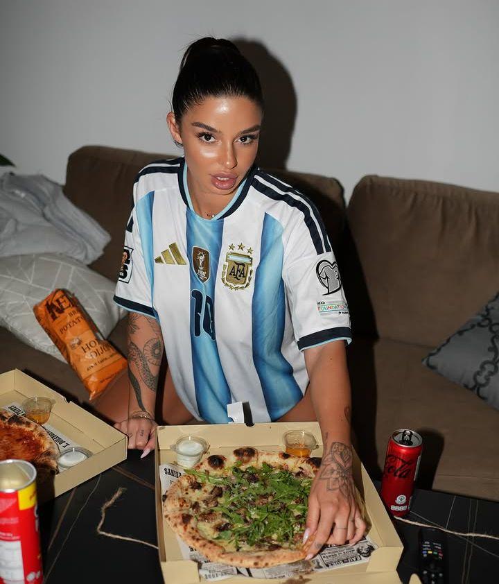 612219176: Chica busca chico en Alicante
