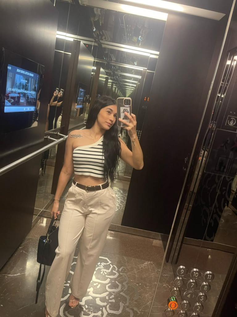 613758156: Chica busca chico en Tarragona